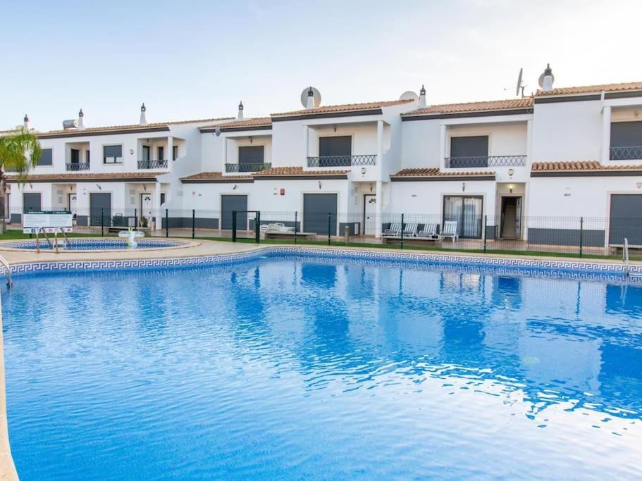 Magnolia O House - Pool View & Privat Garden & Garage Villa Albufeira Exteriör bild