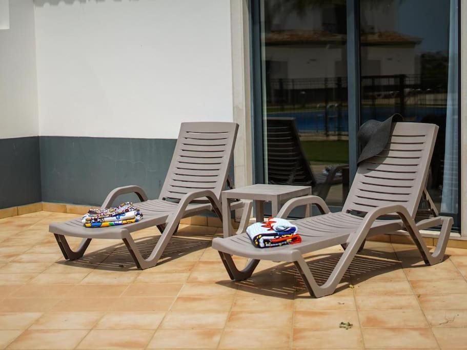 Magnolia O House - Pool View & Privat Garden & Garage Villa Albufeira Exteriör bild
